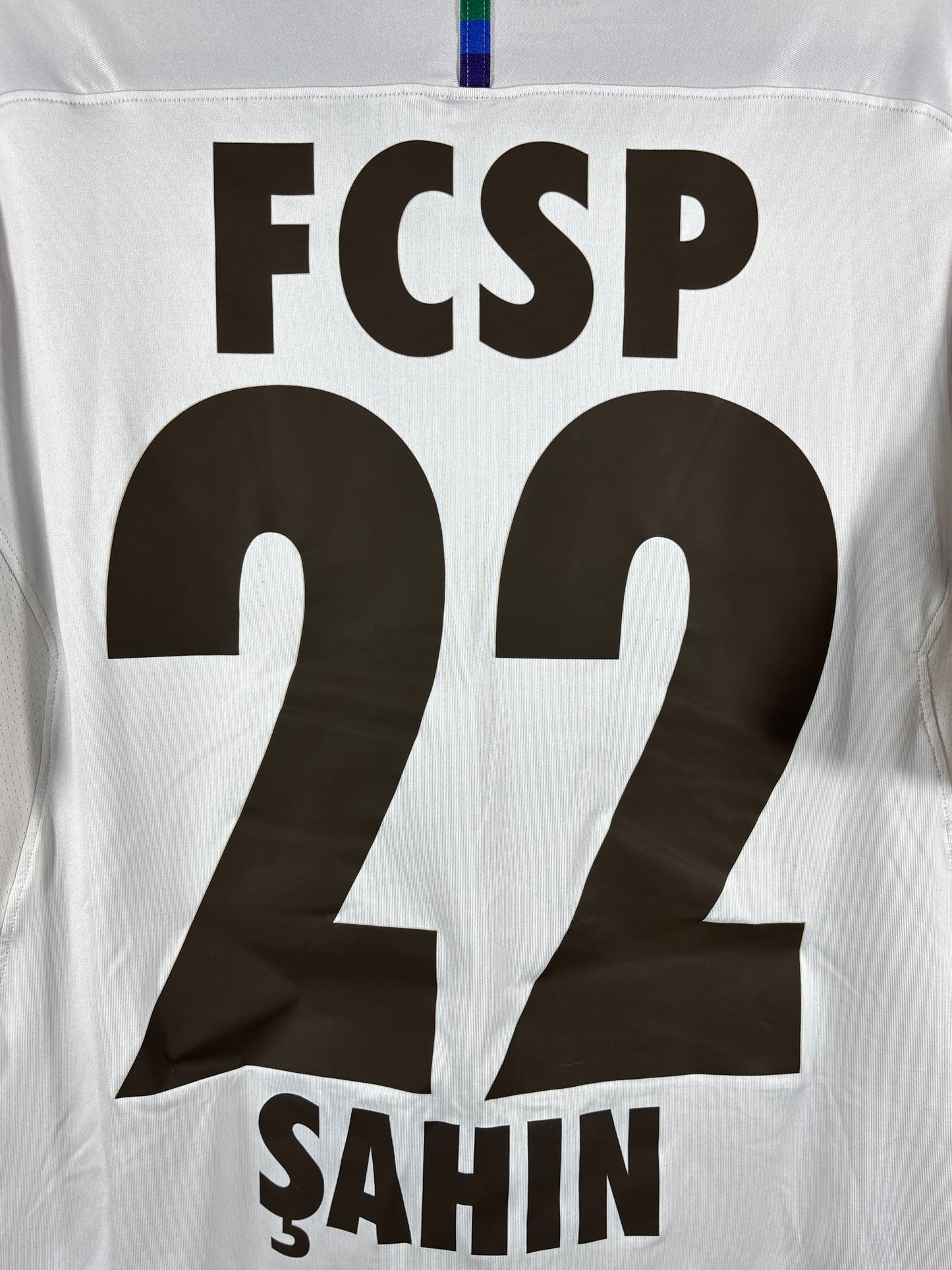 FC Sankt Pauli 2018/2019 Heimtrikot - M - #22 Sahin (Matchworn mit Zertifikat)