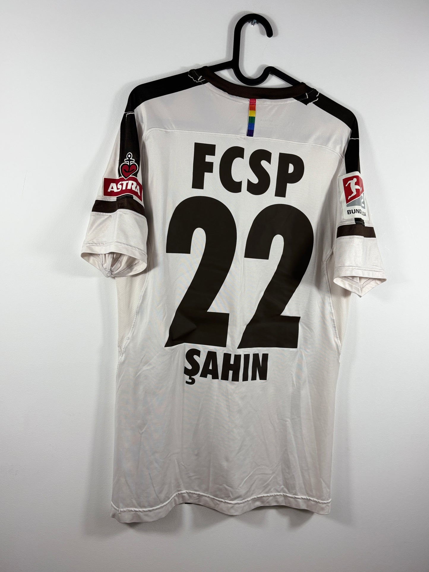 FC Sankt Pauli 2018/2019 Heimtrikot - M - #22 Sahin (Matchworn mit Zertifikat)