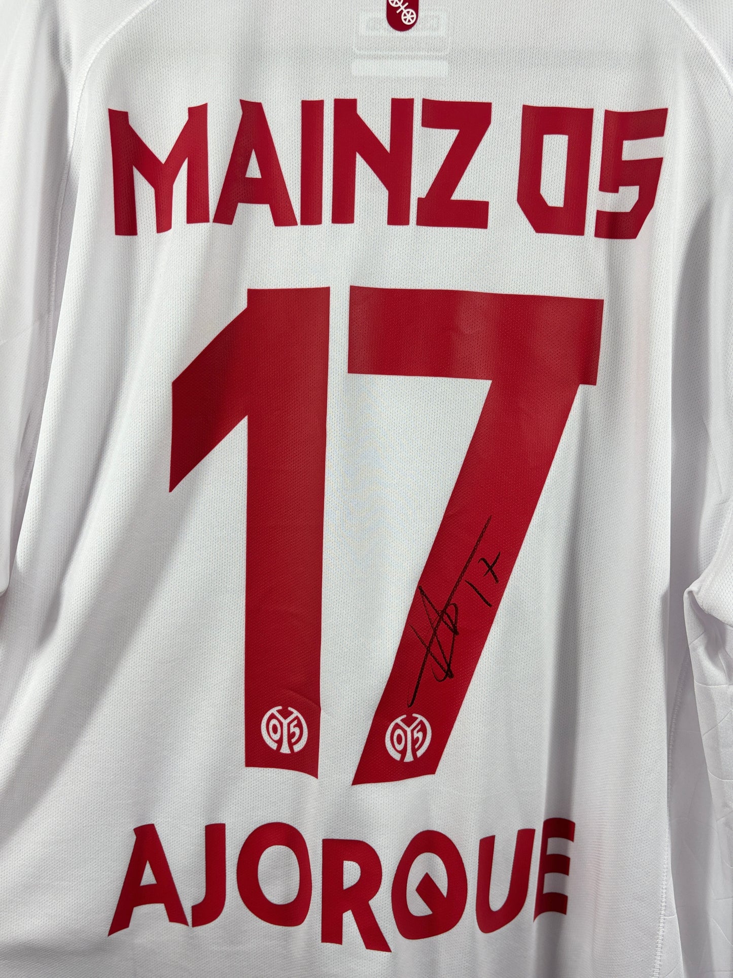 1. FSV Mainz 05 2022/2023 Auswärtstrikot - XL - #17 Ajorque (Matchprepared & signiert)